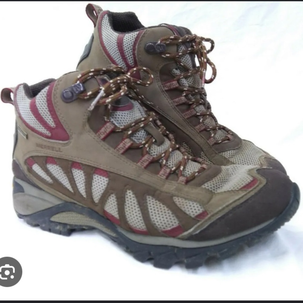 MERRELL • Siren Ventilator Gore-Tex Hiking Boot • Size 8.5